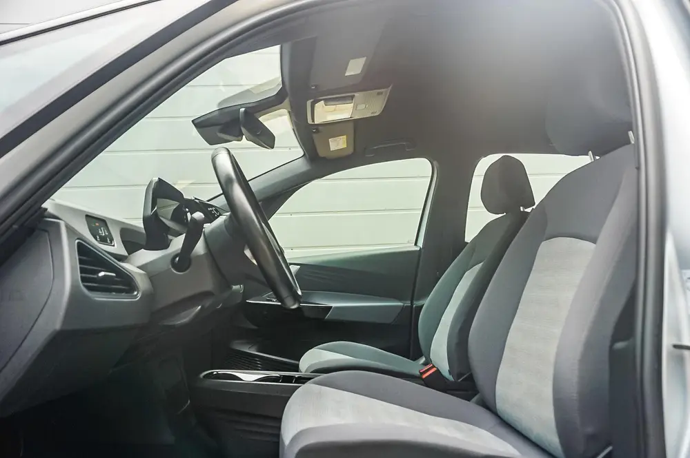 Volkswagen ID.3 204pk Life 58 kWh | Navigatie | Stoelverwarm uit 2020, foto 4