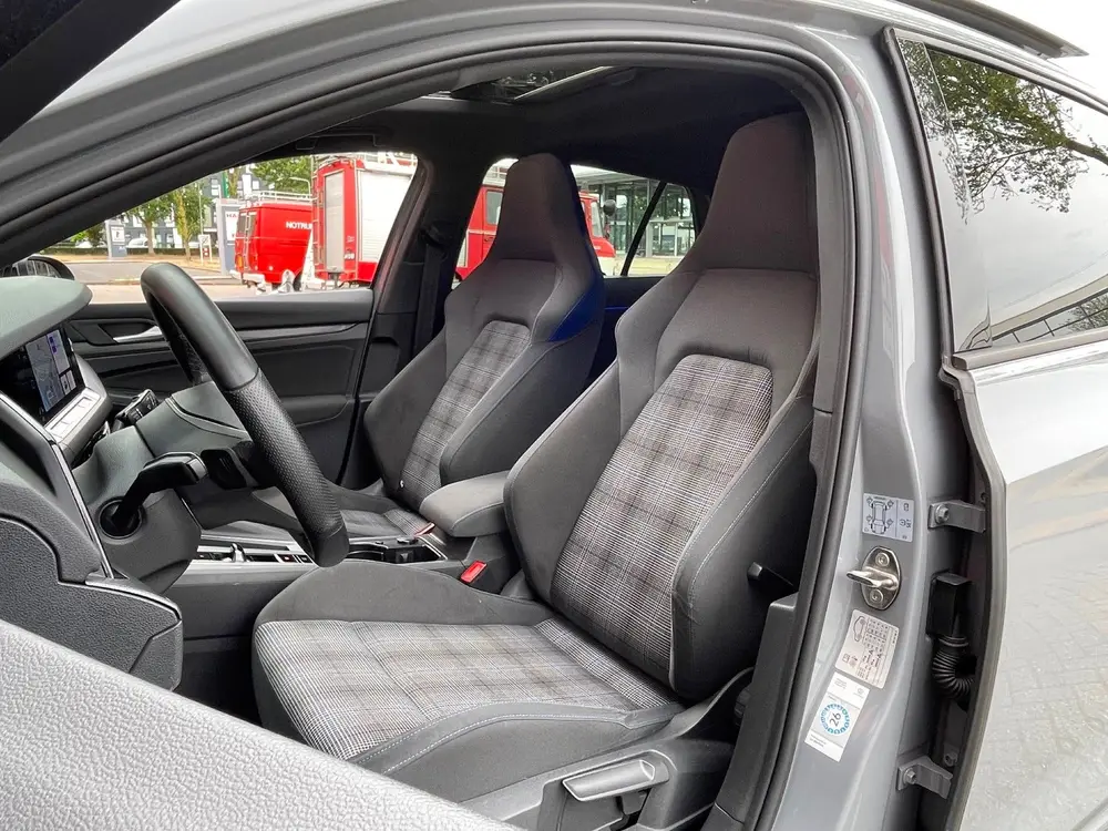 Volkswagen Golf 1.4 eHybrid GTE|PANO|KEYLES|CAMERA|SFEER|CAR uit 2022, foto 10
