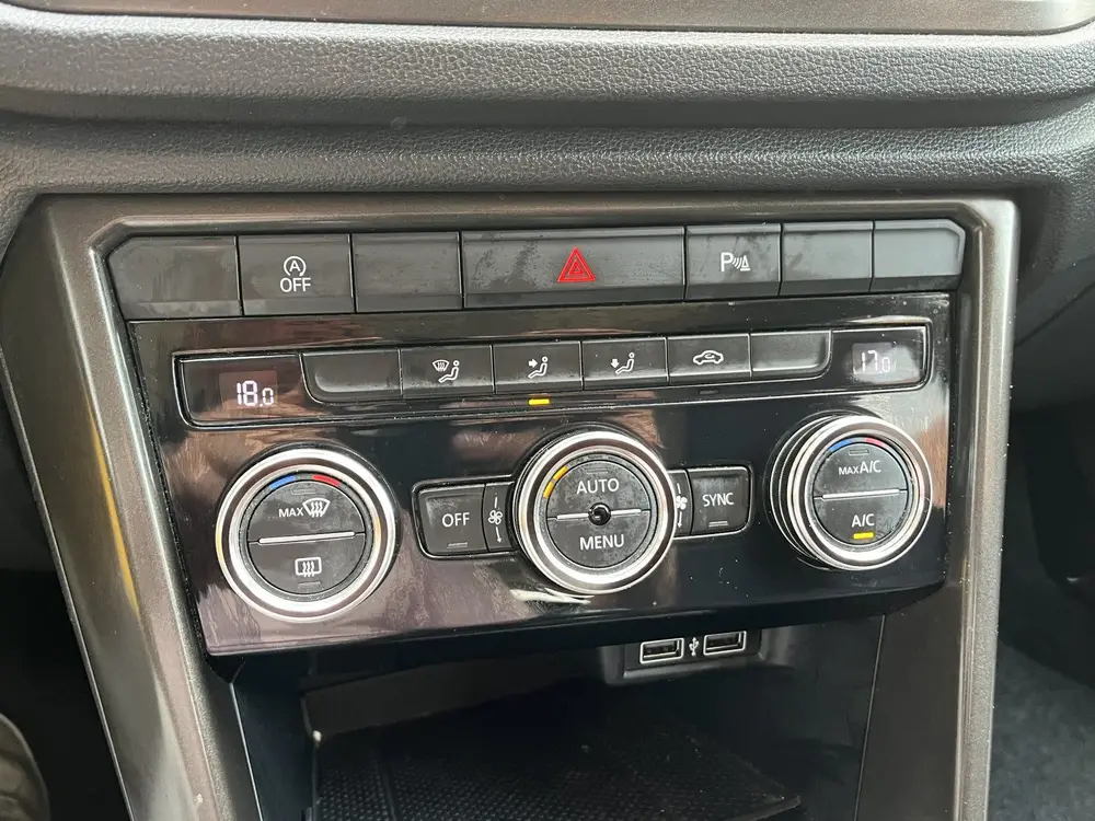 Volkswagen T-Roc 1.5 TSI Style Ecc/Audio/Navi/Pdc/Lm uit 2020, foto 8
