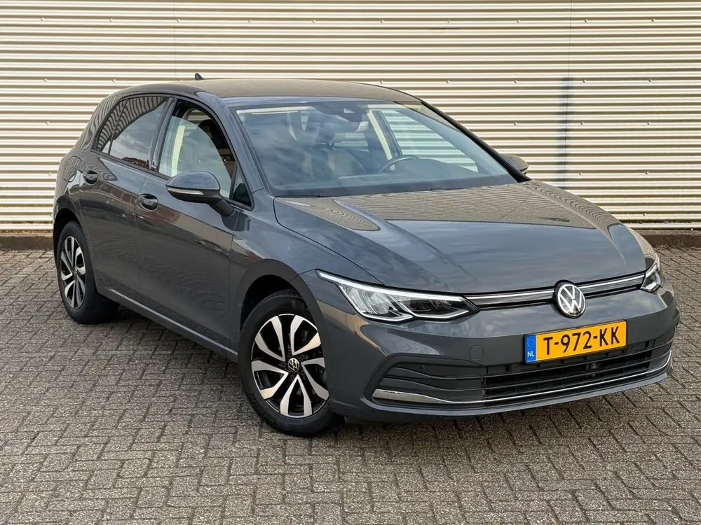 Volkswagen Golf 2.0 TDI Life Business / APK / SFEER VERLICHT uit 2021