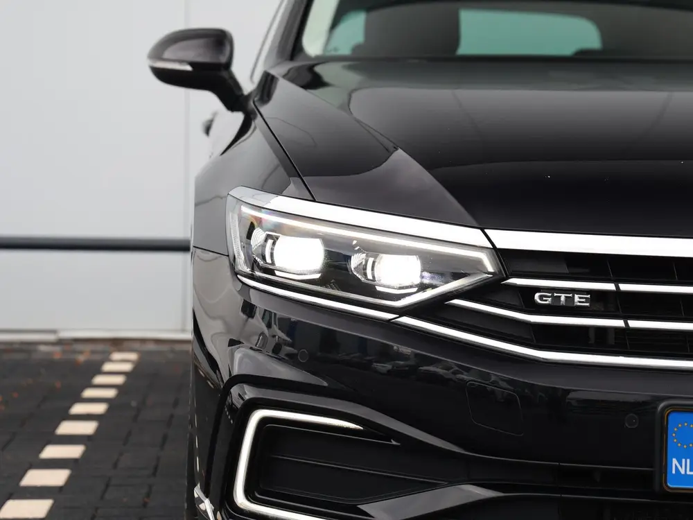 Volkswagen Passat Variant 1.4 TSI GTE Business 218pk DSG | L uit 2020, foto 13