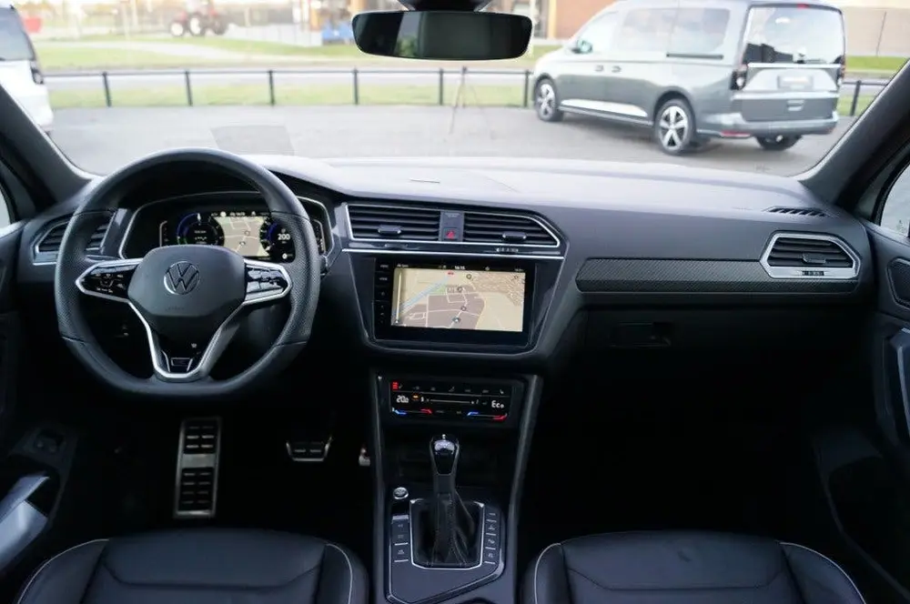 Volkswagen Tiguan 1.4 e-Hybrid R-Line Black style 245pk/ Pa uit 2022, foto 4