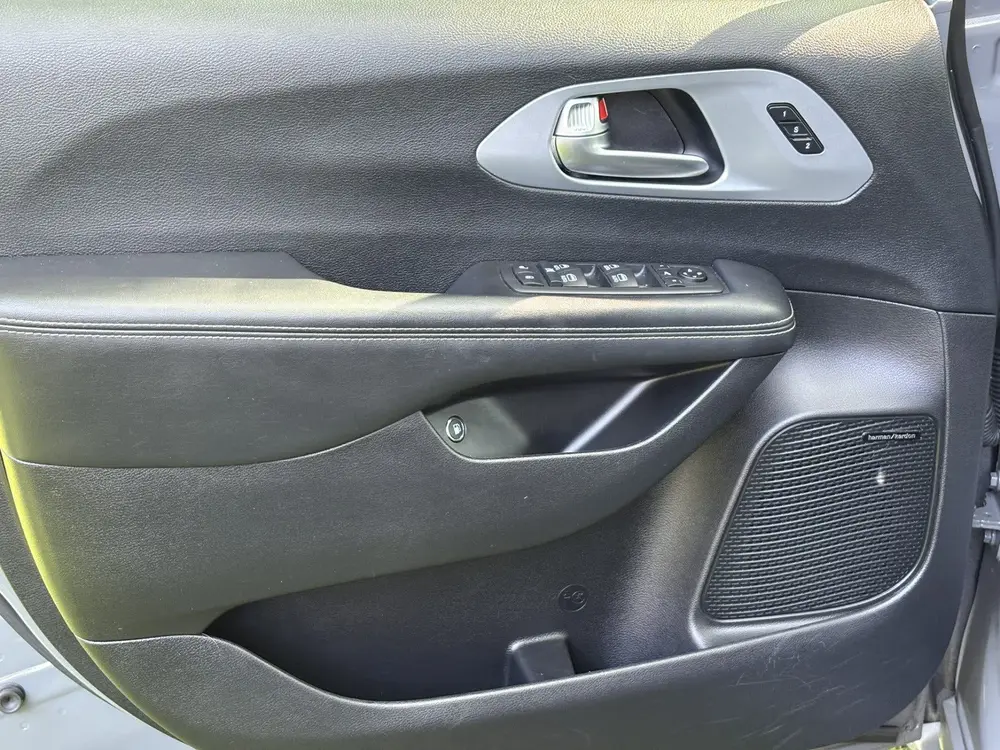 Chrysler Pacifica 3.6 V6 Hybrid LIMITED S (bj 2020) uit 2020, foto 11