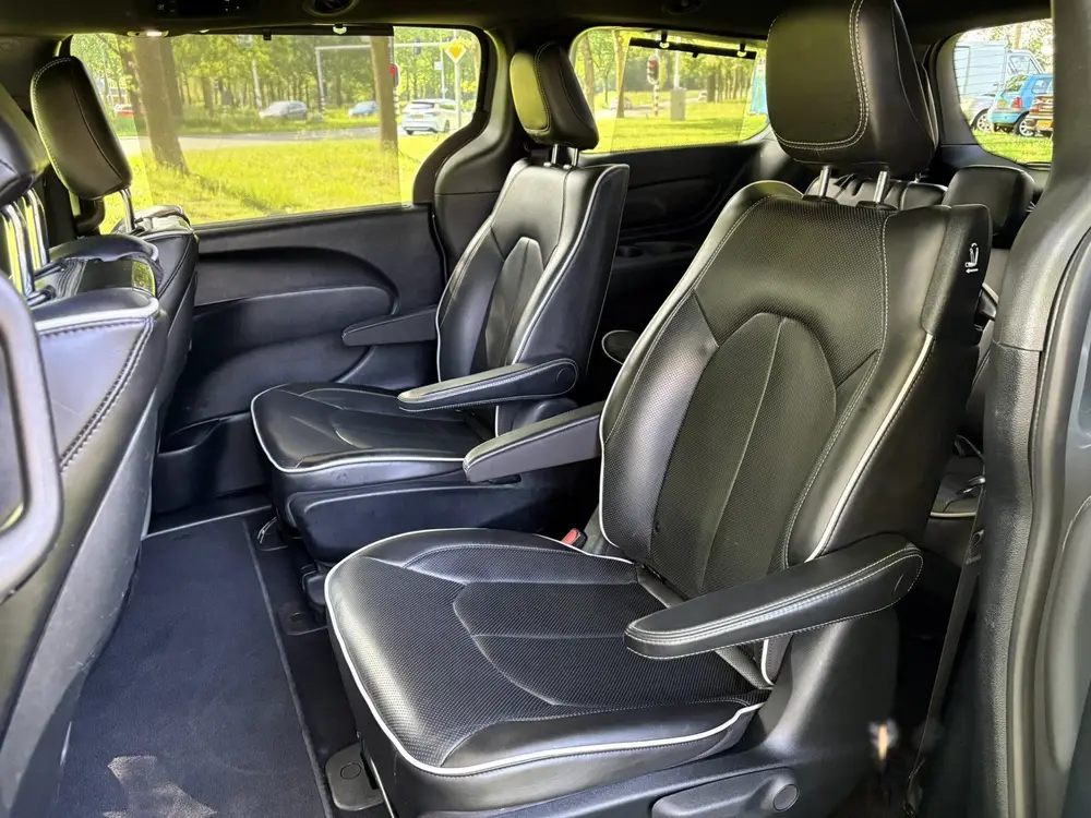 Chrysler Pacifica 3.6 V6 Hybrid LIMITED S (bj 2020) uit 2020, foto 12