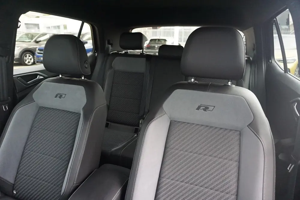 Volkswagen T-Cross 1.0 TSI 110pk DSG R-Line | Navigatie | Ac uit 2023, foto 4