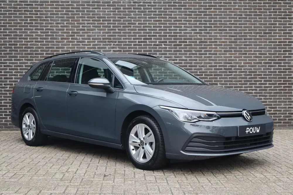 Volkswagen Golf Variant 1.0 TSI 110pk Life | Achteruitrijcam uit 2023, foto 8