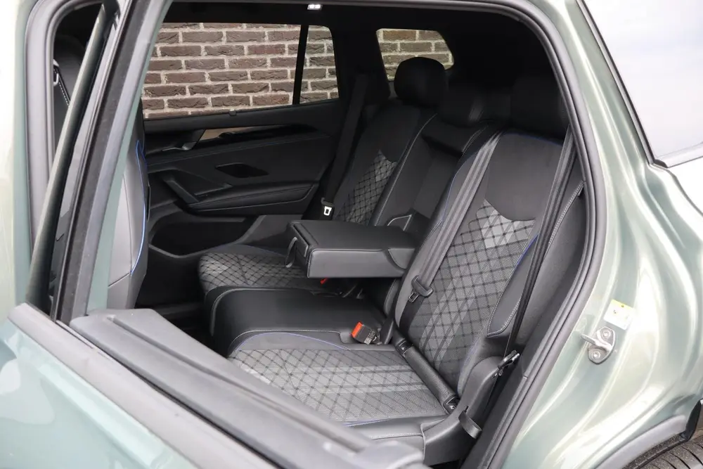 Volkswagen Tayron 1.5 eHybrid 204pk R-Line Edition | SoH 100 uit 2026, foto 6