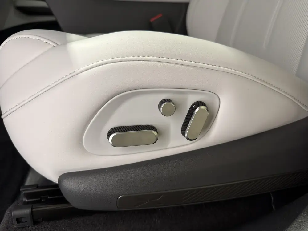 Xpeng G6 RWD Long Range | Licht Interieur (bj 2026) uit 2026, foto 19