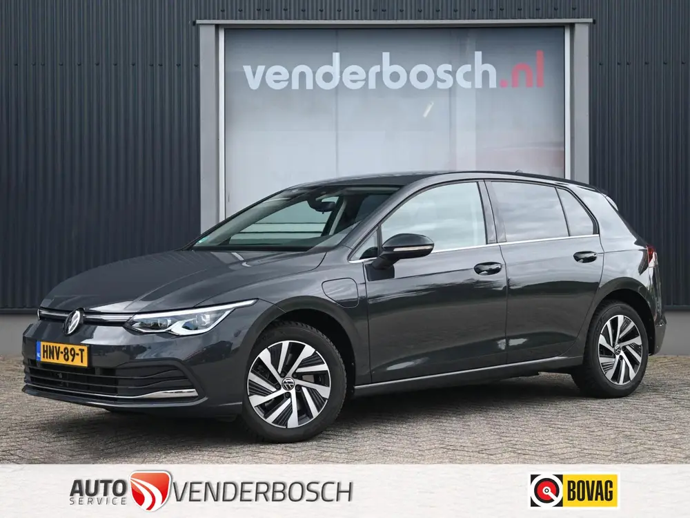 Volkswagen Golf 1.4 eHybrid Style 204pk | CarPlay | IQ Light uit 2021