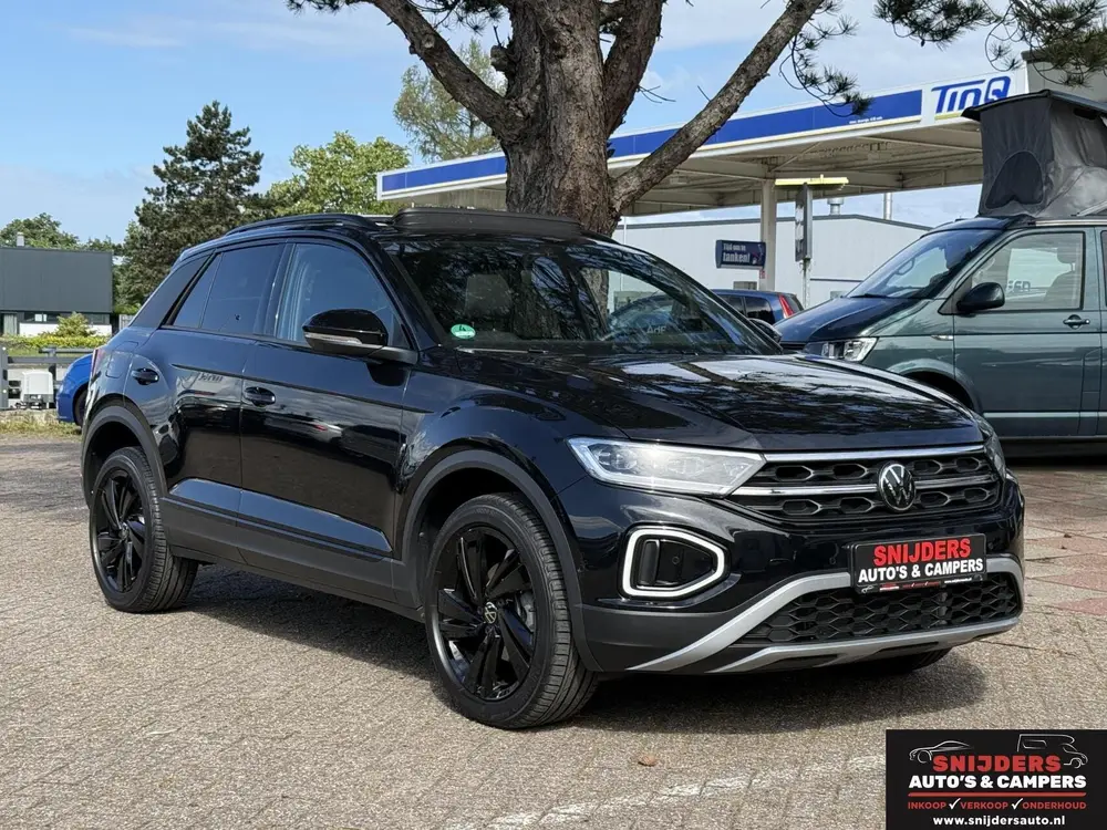 Volkswagen T-Roc 1.5 TSI Style automaat in nieuwstaat uit 2024, foto 2