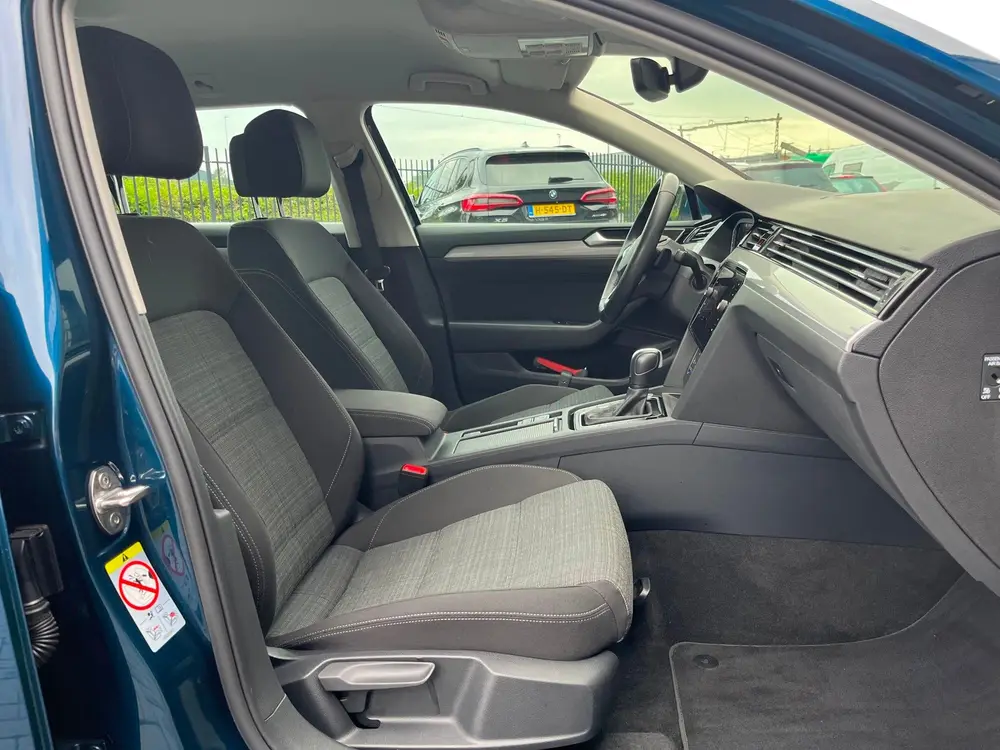 Volkswagen Passat Variant 1.5 TSI Business Edition NLAuto/Vi uit 2022, foto 19