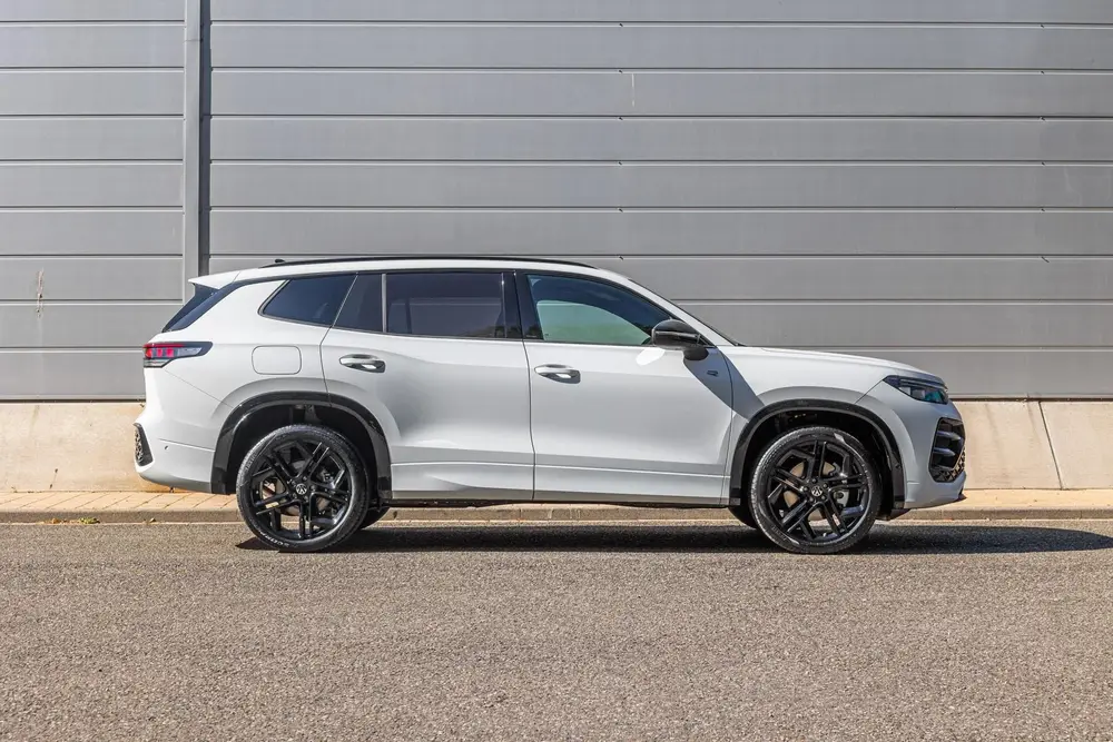 Volkswagen Tayron 1.5 eHybrid 204pk R-Line Edition | Velgen uit 2026, foto 3