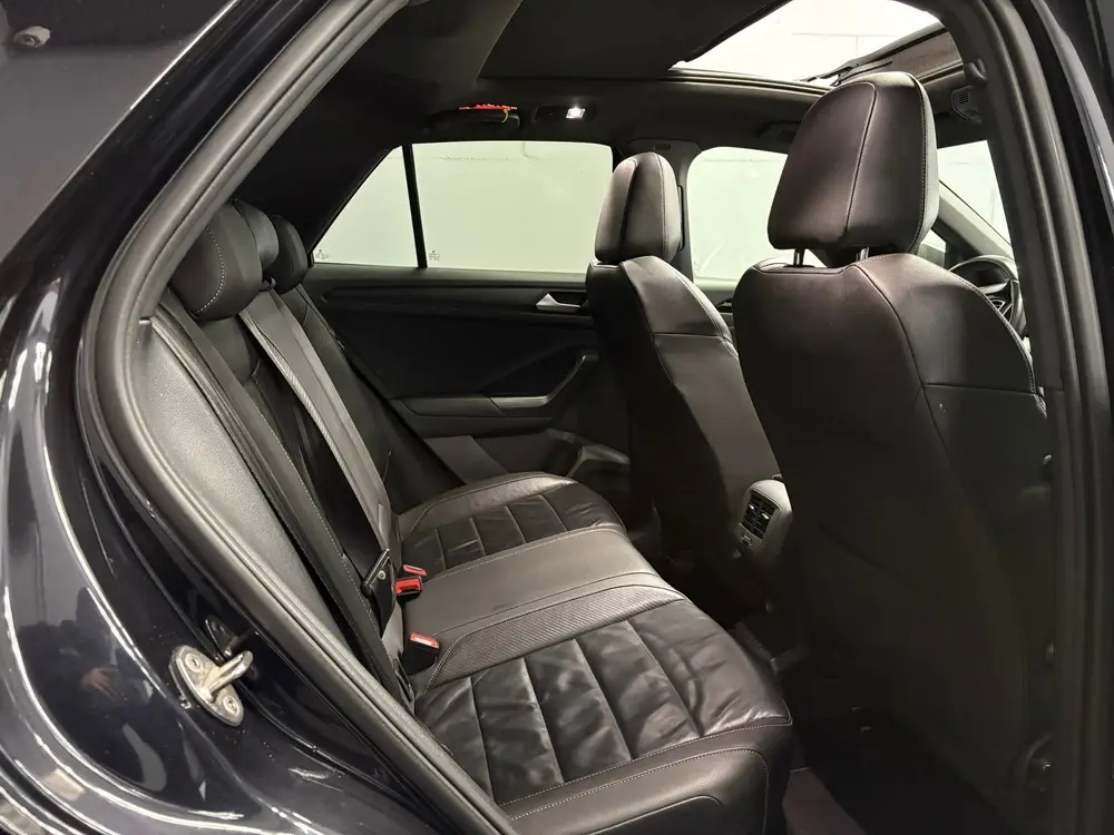 Volkswagen T-Roc 2.0 TSI 4Motion R uit 2020, foto 13