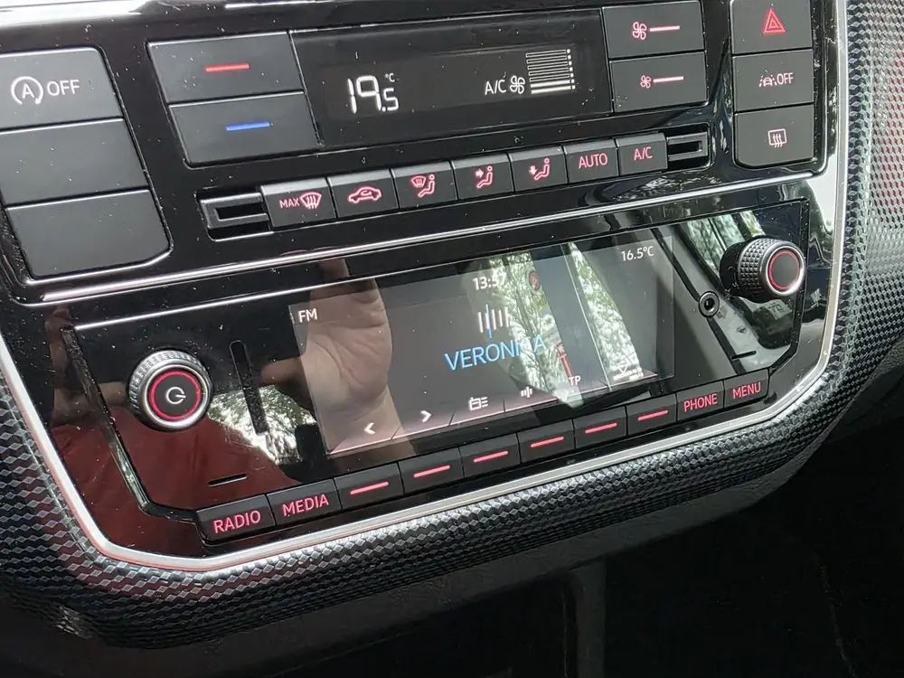 Volkswagen Up 1.0 | Climate Control | Achteruitrijcamera | B uit 2021, foto 14