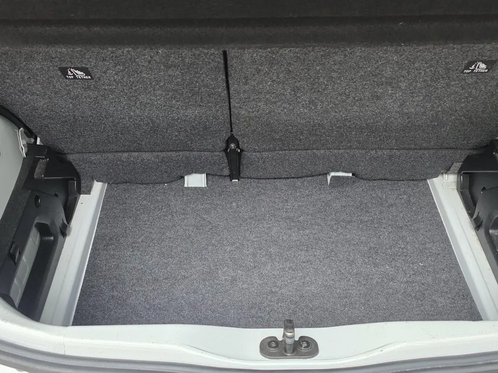 Volkswagen Up 1.0 | Climate Control | Achteruitrijcamera | B uit 2021, foto 17