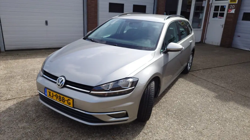 Volkswagen Golf Variant 1.0 TSI Comfortline, Android Auto, N uit 2019, foto 2