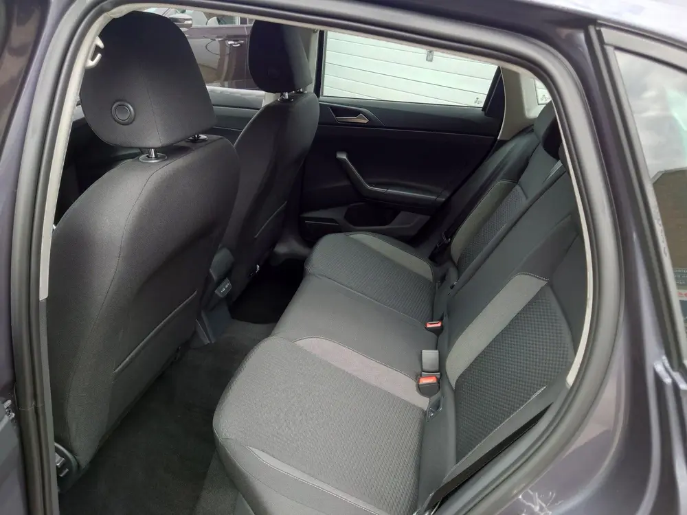 Volkswagen POLO 1.0 TSI Life, App connect, Adaptive Cruise uit 2022, foto 10
