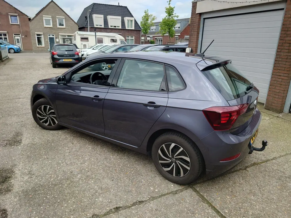 Volkswagen POLO 1.0 TSI Life, App connect, Adaptive Cruise uit 2022, foto 3
