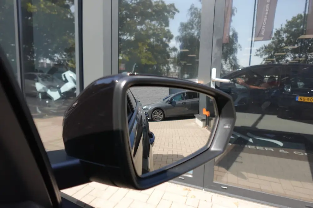Volkswagen Polo 1.0 TSI Highline PDC CARPLAY uit 2019, foto 18