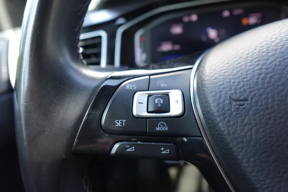 Volkswagen Polo 1.0 TSI Highline PDC CARPLAY uit 2019, foto 19