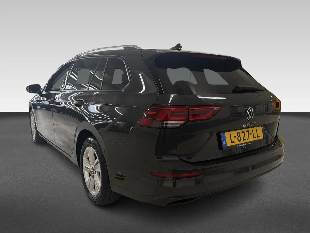 Volkswagen Golf Variant 1.0 TSI Life Business uit 2021, foto 3