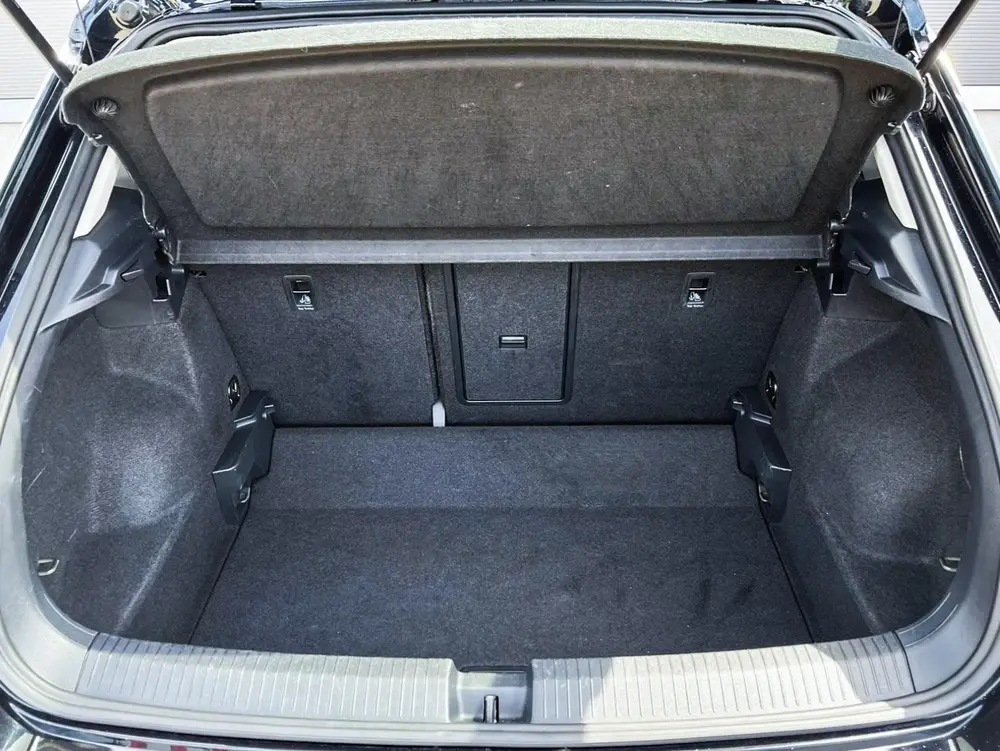 Volkswagen T-Roc 1.0 TSI 110pk 75 Edition | Navigatie | Came uit 2022, foto 19