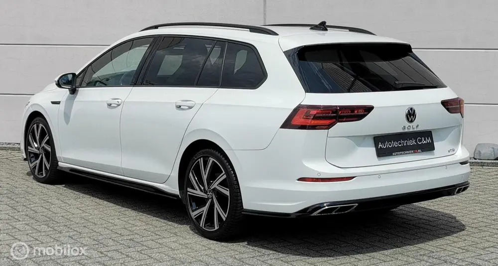 Volkswagen Golf Variant 1.5 eTSI R-LINE/150PK/DSG/ACC/DCC/IQ uit 2021, foto 3