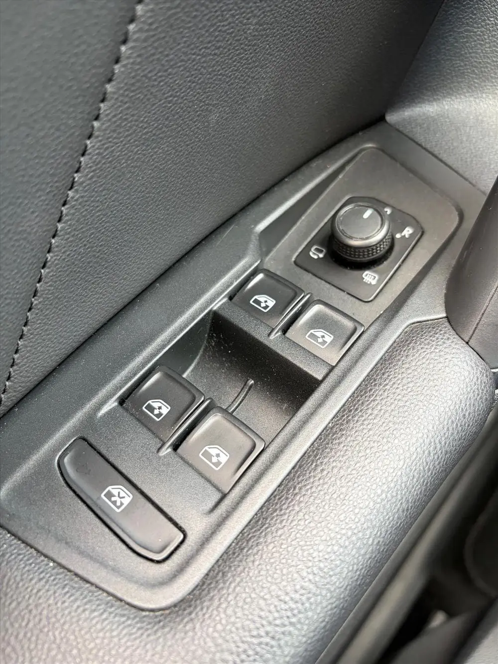 VOLKSWAGEN Tiguan 1.5 TSI ACT 150pk DSG Comfortline Business uit 2019, foto 11