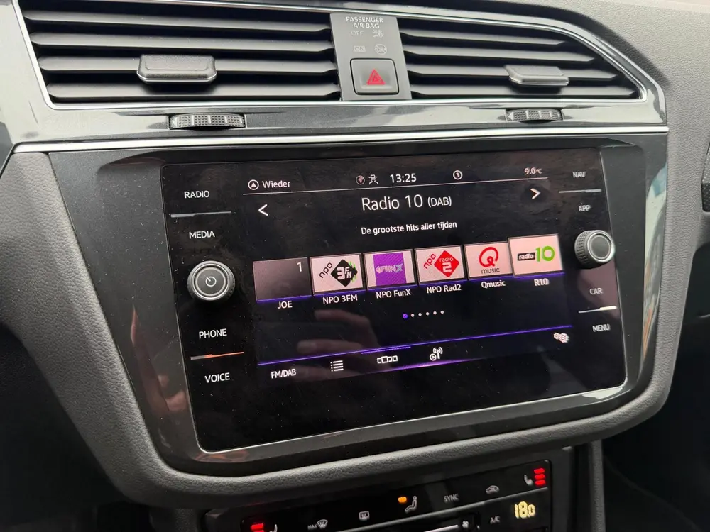 Volkswagen Tiguan 1.5 TSI R-Line BOVAG GARANTIE CARPLAY/NAVI uit 2021, foto 10
