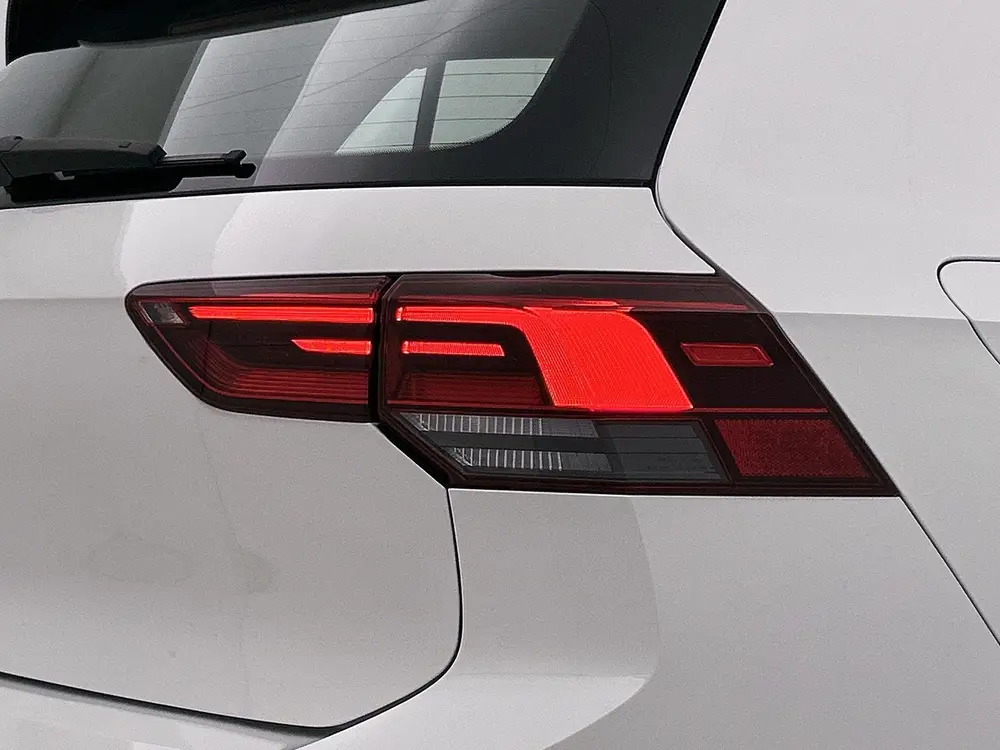Volkswagen Golf 1.0 TSI Life 110 PK | Stoel/Stuur- Verwarmin uit 2021, foto 19