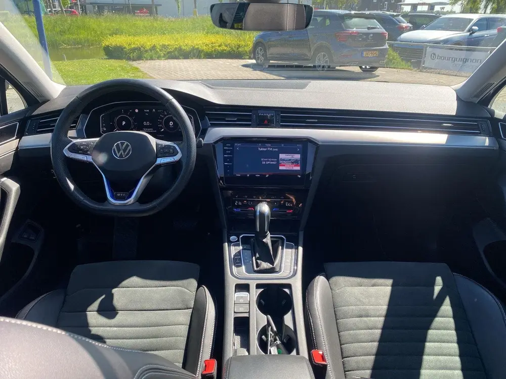 Volkswagen Passat Variant 1.4 TSI PHEV GTE Business |Pano Da uit 2023, foto 9