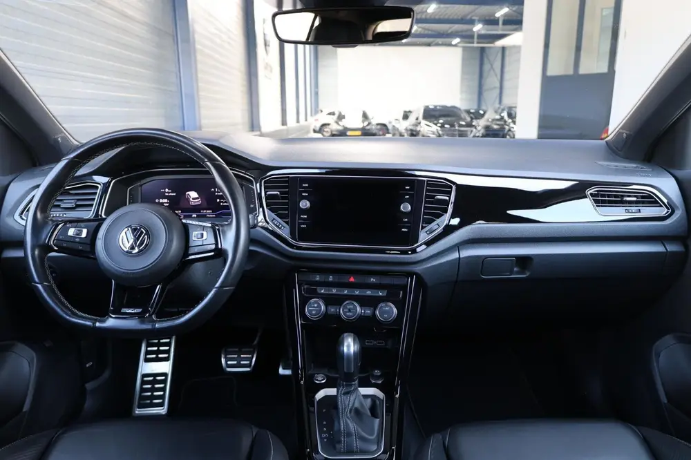 Volkswagen T-Roc 2.0 TSI 4Motion R 301+PK BTW/VIRTUAL/PANO/B uit 2021, foto 2
