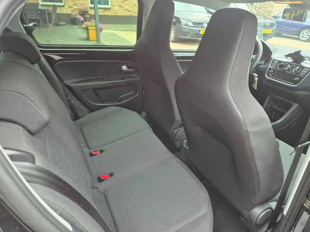 Volkswagen Up! 1.0 BMT move up! uit 2019, foto 16