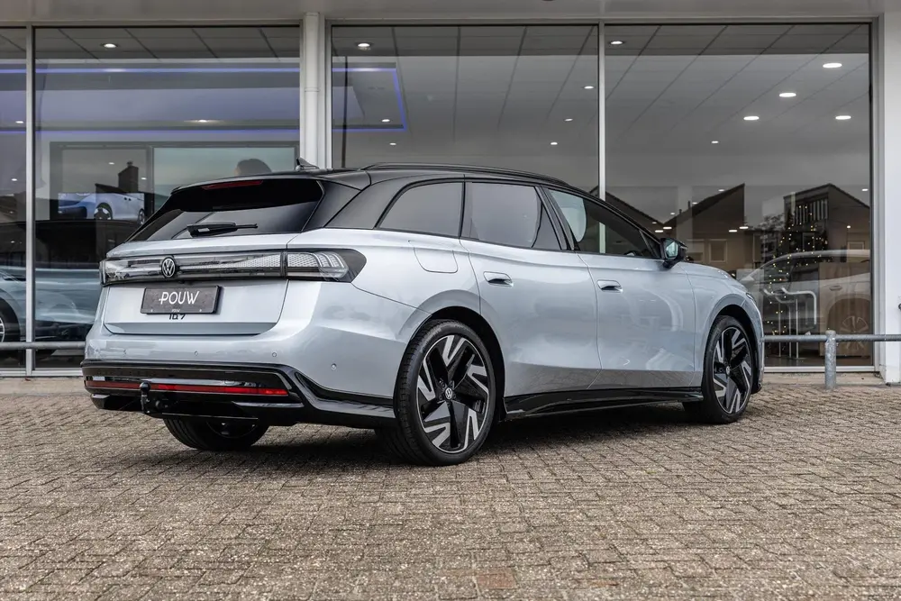 Volkswagen ID.7 Tourer 286pk Pro Limited Edition 77 kWh | Pa uit 2026, foto 2
