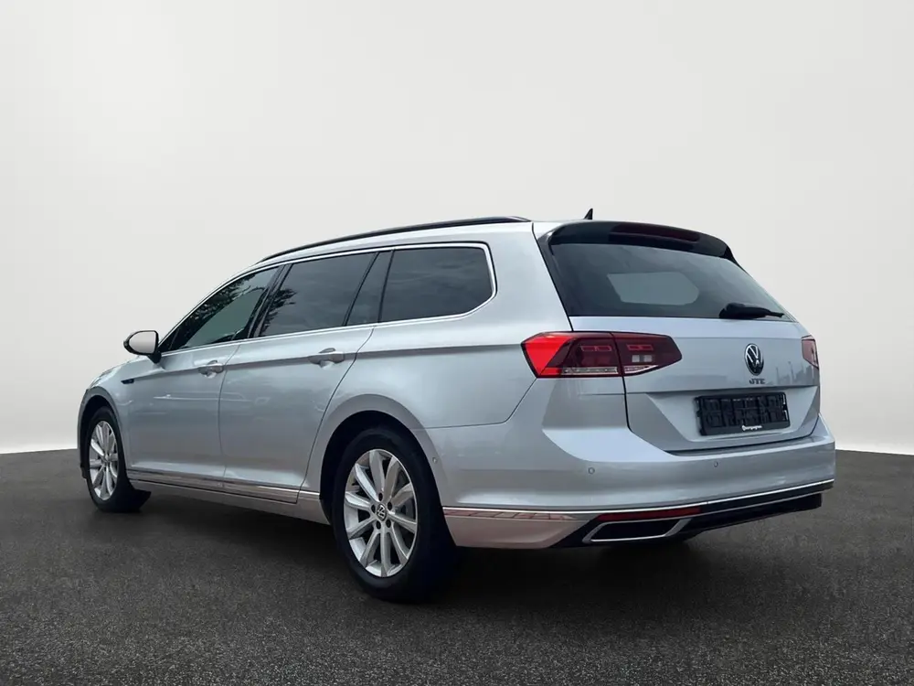 Volkswagen Passat Variant 1.4 TSI PHEV GTE Business | 218 Pk uit 2021, foto 2