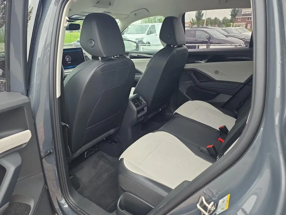 Volkswagen Tiguan 1.5 eHybrid Elegance | PHEV | 204Pk | 5j G uit 2025, foto 16