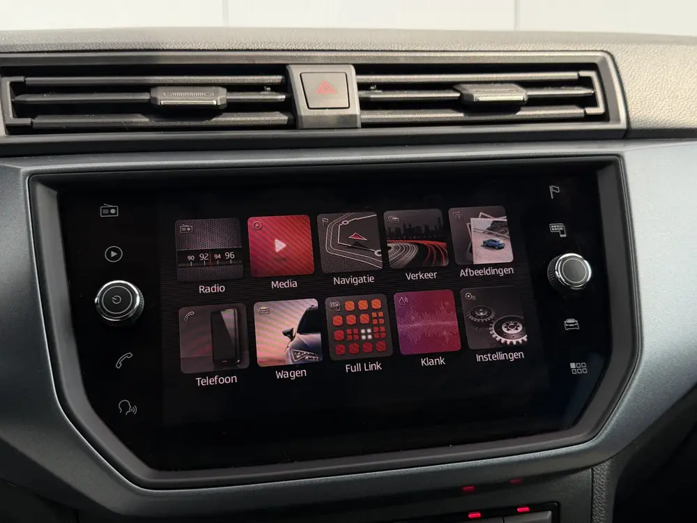 SEAT Arona 1.0 TSI Style Business Intense Automaat Carplay/T uit 2019, foto 18