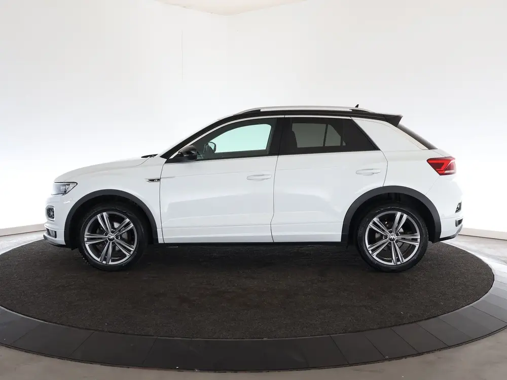 Volkswagen T-Roc 1.5 TSI Sport Business R (bj 2021) uit 2021, foto 2