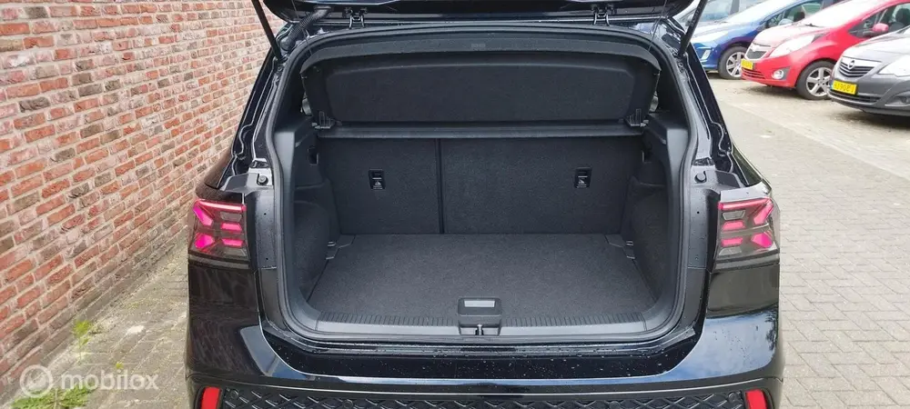 Volkswagen T-Cross 1.5 TSI R-Line Edition IQ light afn trekh uit 2025, foto 12