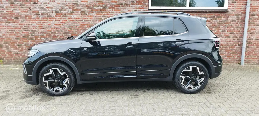 Volkswagen T-Cross 1.5 TSI R-Line Edition IQ light afn trekh uit 2025, foto 3