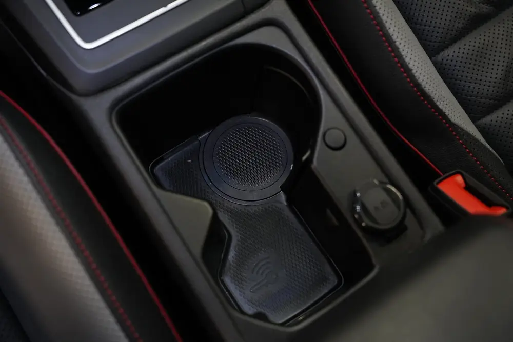 Volkswagen Golf 2.0 TSI GTI Akrapovič Panoramadak Harman&Ka uit 2020, foto 16