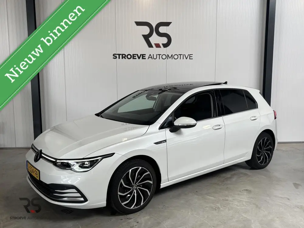 Volkswagen Golf 1.5 eTSI Style | LED | Pano | ACC | Virtual uit 2021