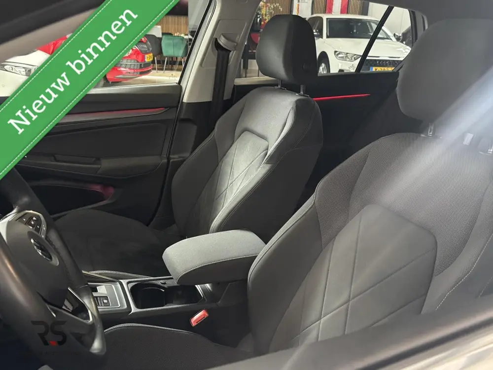 Volkswagen Golf 1.5 eTSI Style | LED | Pano | ACC | Virtual uit 2021, foto 7