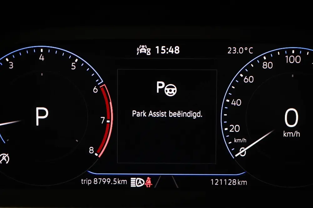 Volkswagen T-Roc 1.5 TSI Style | IQ LIGHT | STOELVERWARMING uit 2023, foto 6