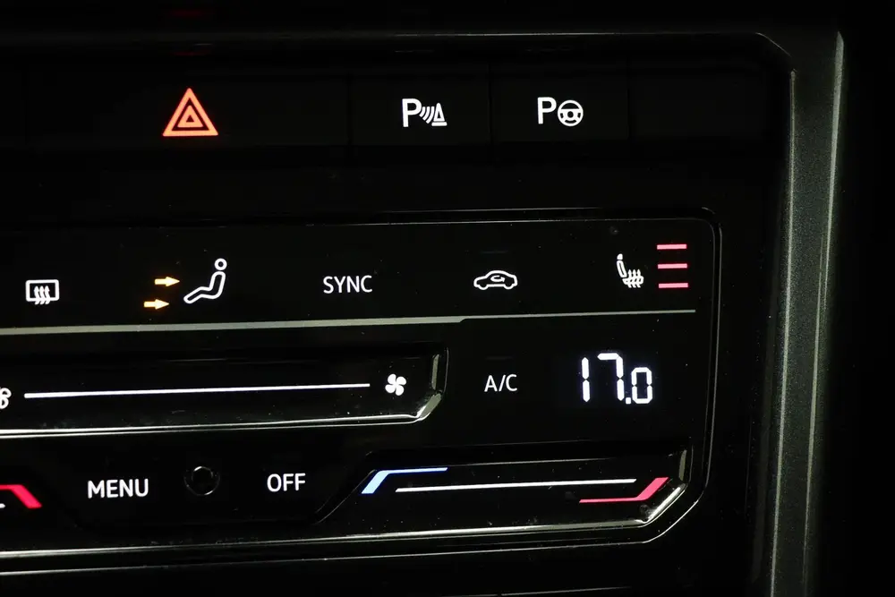 Volkswagen T-Roc 1.5 TSI Style | IQ LIGHT | STOELVERWARMING uit 2023, foto 7