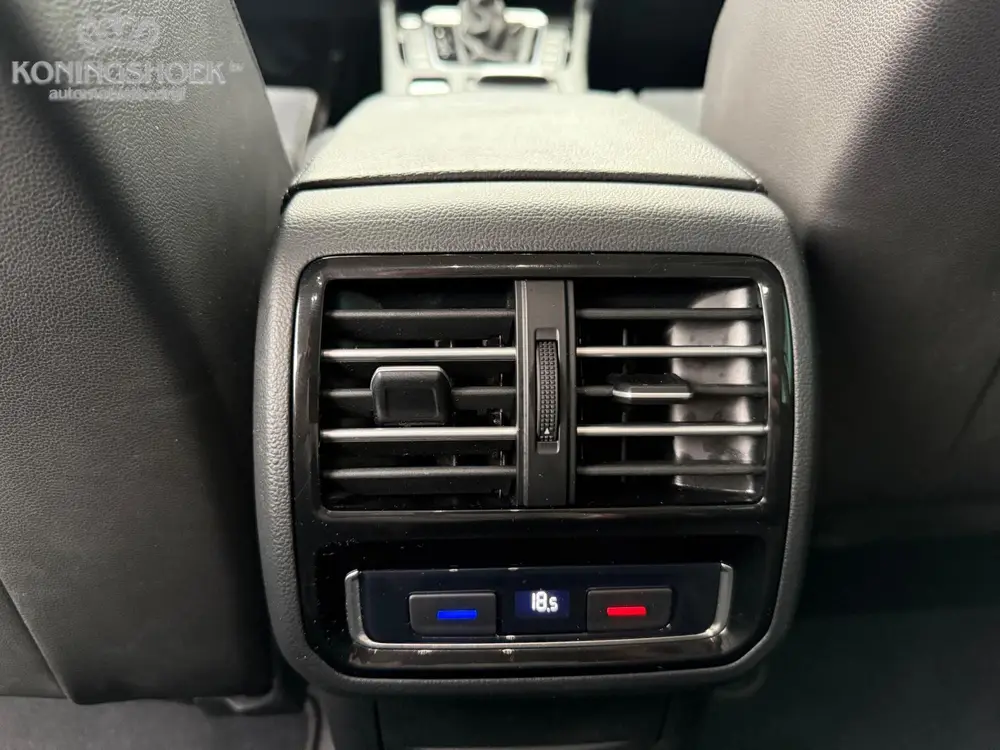 Volkswagen Passat Variant 1.5 TSI Highline Automaat uit 2019, foto 10