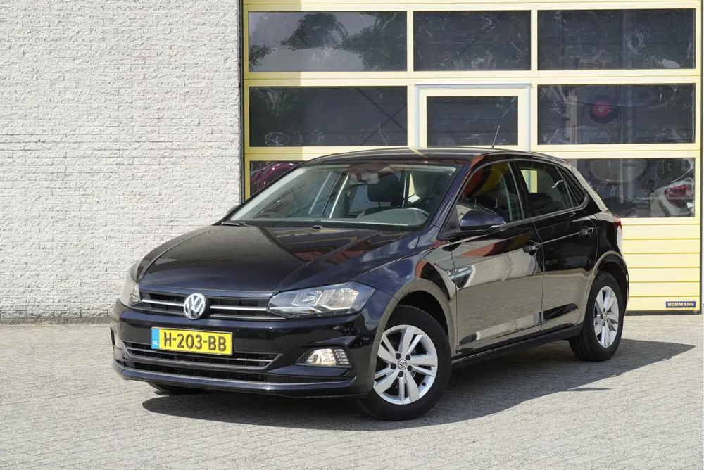 Volkswagen Polo 1.0 TSI 5drs Comfortline BJ2020 Lmv 15" | Le uit 2020