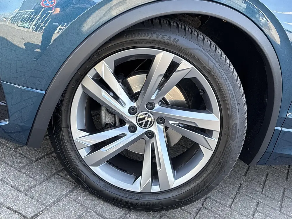 Volkswagen Tiguan 1.5 TSI DSG R-Line Business+ | Trekhaak | uit 2020, foto 3