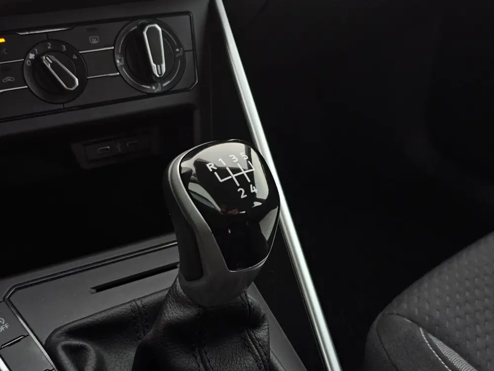 Volkswagen Polo 1.0 TSI Life ADAPTIVE CRUISE DAB CARPLAY uit 2022, foto 10