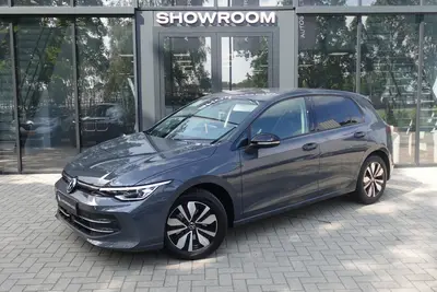 Volkswagen Golf 1.5 eTSI Goal edition CARPLAY ACC PDC NAVI C uit 2025